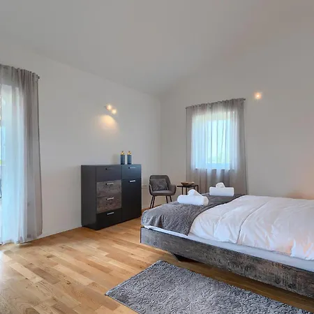 Victoria Brtonigla Holiday home